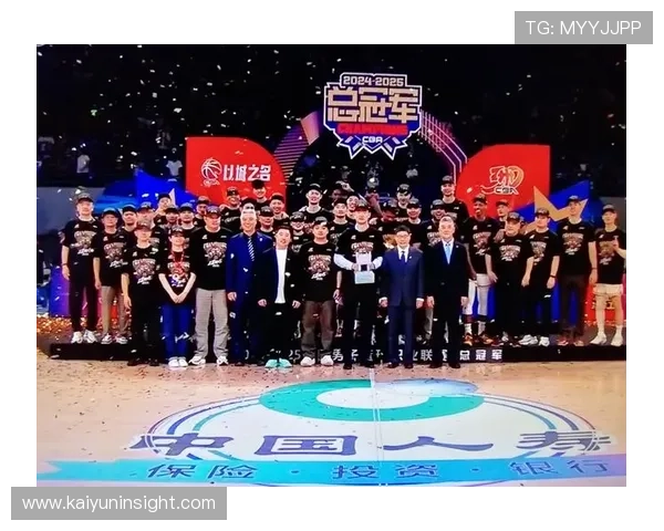 全新赛季揭幕战精彩纷呈 各大强队争夺冠军宝座的激烈较量已全面展开