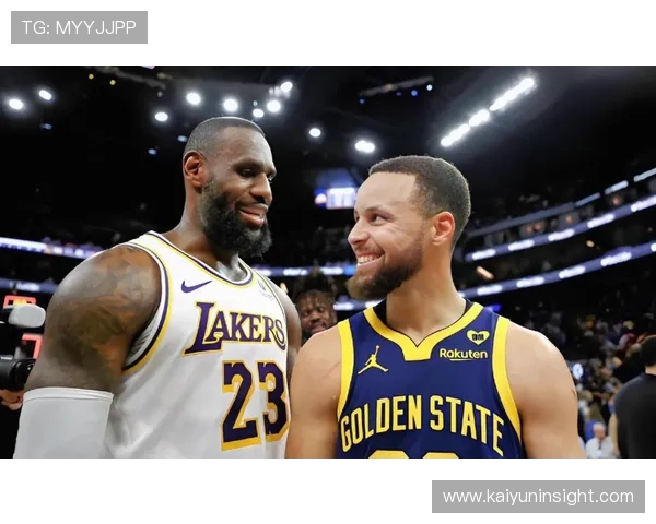 湖人新赛季引援震撼球迷詹姆斯状态回暖能否再创辉煌