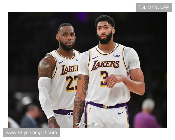 湖人队新赛季阵容大揭秘 詹姆斯与戴维斯如何携手冲击总冠军