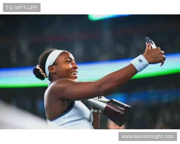 网球赛场新星崛起引发关注多项赛事精彩瞬间盘点