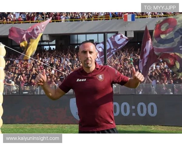 萨勒尼塔纳俱乐部最新动态聚焦球队重建与新赛季表现前景分析